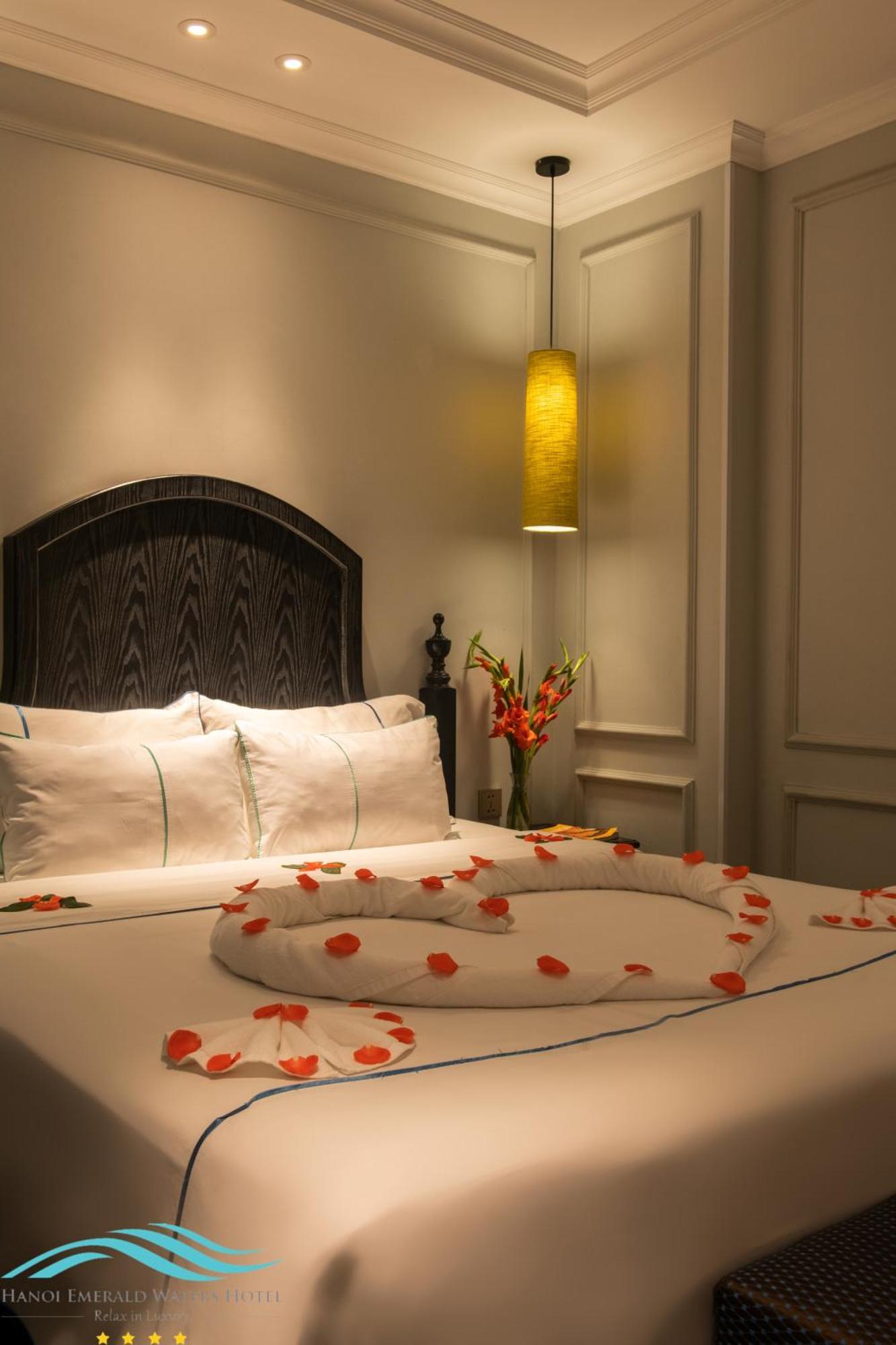 Hanoi Emerald Waters Hotel Valley Экстерьер фото